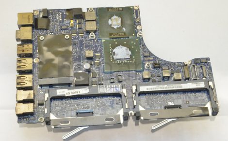 A1181 Macbook 13" Logic Board Core2 duo 2.4 GHz (820-2279-A 661-4709) Nem működik, alkatrésznek