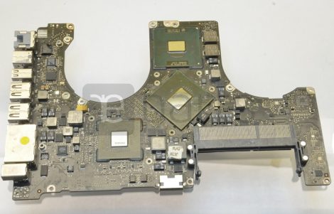 A1286 Macbook Pro 15" unibody Logic Board Core2 duo 3.06 Ghz 512MB (820-2523-A 661-5214) Nem működik, alkatrésznek