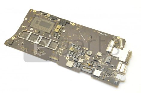 A1502 Macbook Pro 13" retina Logic Board i5 2.7 GHz 8G (820-4924-A 661-02354) Nem működik, alkatrésznek