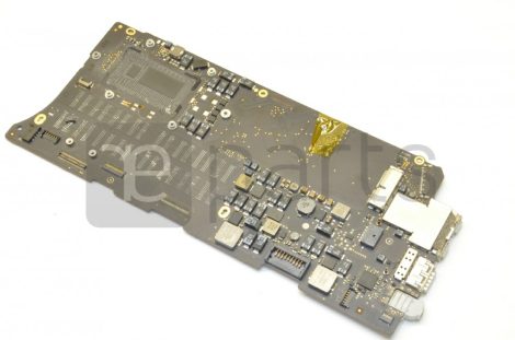 A1502 Macbook Pro 13" retina Logic Board i5 2.6 GHz 8G (820-3476-A 661-8146) Nem működik, alkatrésznek