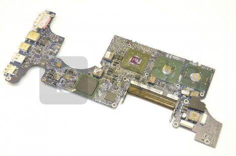 A1151 Macbook Pro 17" Logic Board Core2 duo 2.16GHz (820-2023-A) Nem működik, alkatrésznek